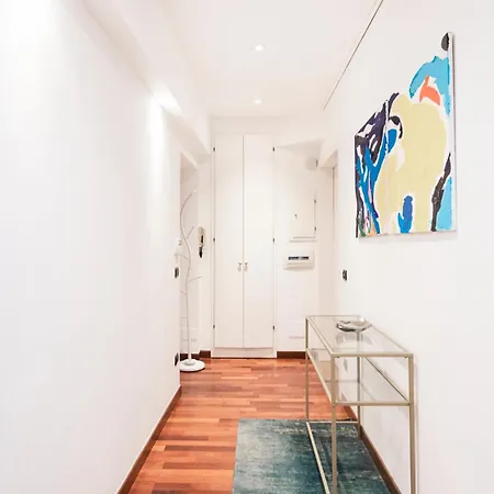 Lejlighed Easylife - Spacious On The First Floor In The Gae Aulenti Area *