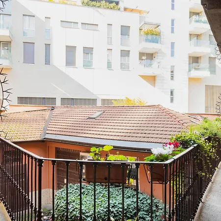 Easylife - Spacious On The First Floor In The Gae Aulenti Area Mailand